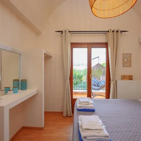 Helena Santorini- Private Plunge Pool & Bbq * Messaria (Santorini)