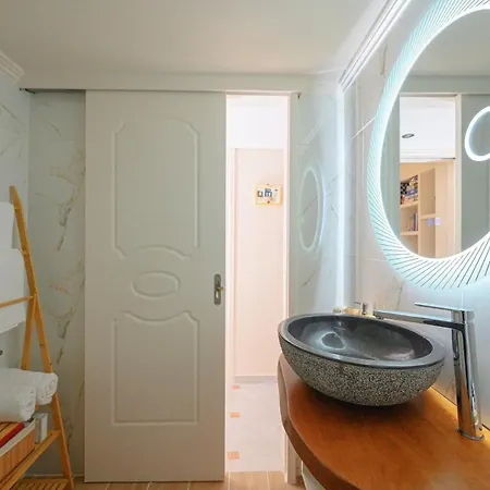 Helena Santorini- Private Plunge Pool & Bbq Feriehus Mesariá